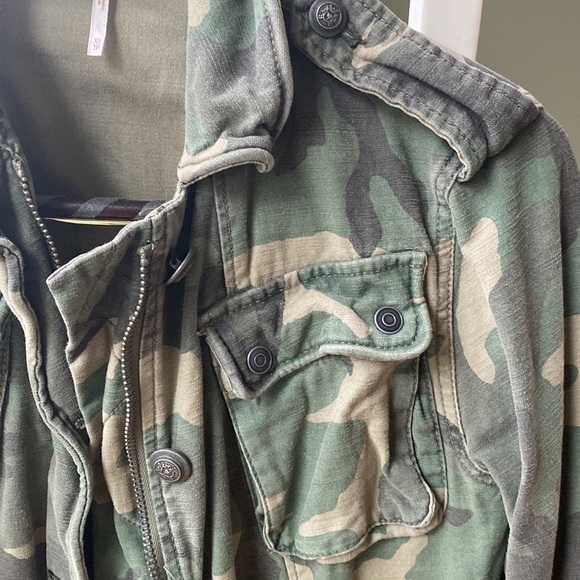 Free People Army Camouflage Military style jacket - Picture 3 of 6